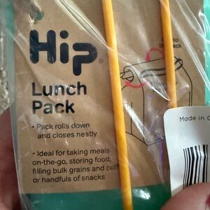 Hip Lunch Pack in Green and Yellow